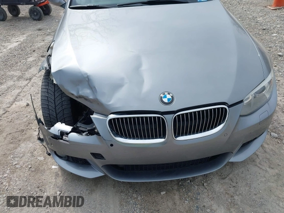 2013 BMW 3 Series 328i with VIN WBADW3C50DJ525517, listed as a IAAI auction lot 41905268 with 99,534 mi miles. Bid and sale history available at carsss.com. Image 17.