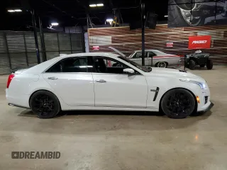 2018 Cadillac CTS-V z VIN 1G6A15S69J0165338, wystawiony jako Copart lot #44054105 z przebiegiem 42 611 mil mil oraz Tytuł czysty. Historia ofert i sprzedaży dostępna na DreamBid. Obrazek 1.