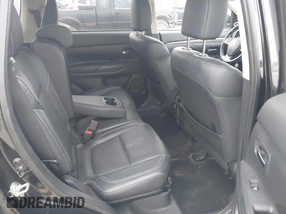 2020 Mitsubishi Outlander SE with VIN JA4AD3A36LZ046736, listed as a IAAI auction lot 42285717 with 43,530 mi miles and . Bid and sale history available at DreamBid. Image 8.