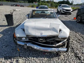 1980 Mercedes-Benz SL with VIN 10704412065197, listed as a Copart auction lot 61442025 with Not provided miles and Clean title. Bid and sale history available at DreamBid. Image 5.