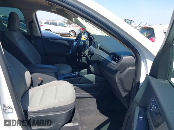 2020 Ford Escape S with VIN 1FMCU0F60LUA84424, listed as a IAAI auction lot 42540300 with 112,790 mi miles and . Bid and sale history available at DreamBid. Image 5.