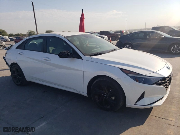 2021 Hyundai Elantra SEL with VIN 5NPLM4AGXMH038980, listed as a Copart auction lot 74114774 with 29,606 mi miles and Salvage Title. Bid and sale history available at carsss.com. Image 4.