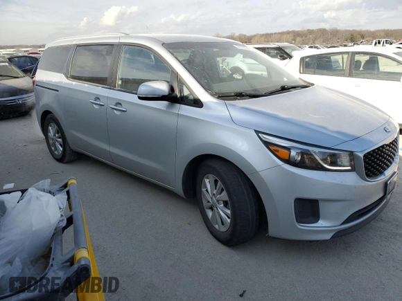 2016 Kia Sedona LX with VIN KNDMB5C16G6136637, listed as a Copart auction lot 84616904 with 154,621 mi miles and Clean Title. Bid and sale history available at carsss.com. Image 4.
