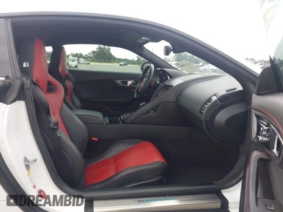 2015 Jaguar F-Type R z VIN SAJWA6DA8FMK20244, wystawiony jako IAAI lot #42130845 z przebiegiem 72 408 mil mil oraz . Historia ofert i sprzedaży dostępna na DreamBid. Obrazek 5.