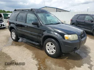 2005 Ford Escape XLT with VIN 1FMYU03165KA32552, listed as a Copart auction lot 59885535 with 179,442 mi miles and Non repairable. Bid and sale history available at DreamBid. Image 4.