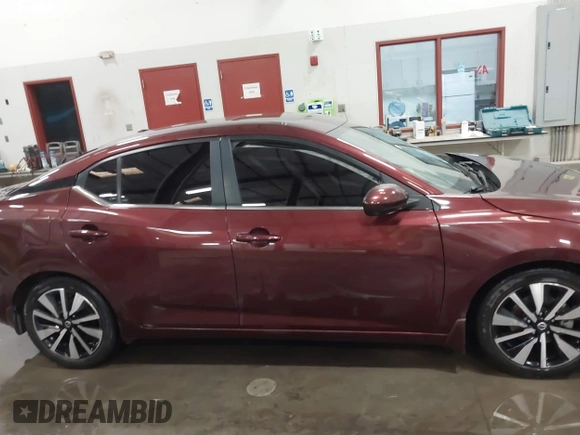 2021 Nissan Sentra SV z VIN 3N1AB8CV7MY269423, wystawiony jako IAAI lot #41393329 z przebiegiem 45 417 mil mil oraz . Historia ofert i sprzedaży dostępna na DreamBid. Obrazek 13.