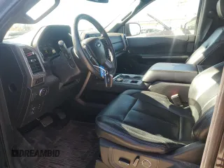 2018 Ford Expedition Max XLT with VIN 1FMJK1HT5JEA02197, listed as a Copart auction lot 45679215 with 116,573 mi miles and Salvage title. Bid and sale history available at DreamBid. Image 7.
