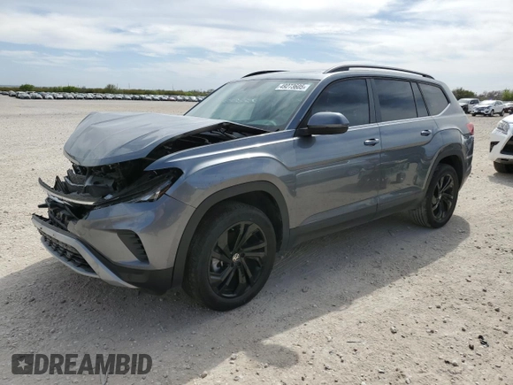 2022 Volkswagen Atlas SE z VIN 1V2KR2CA1NC561102, wystawiony jako Copart lot #49273605 z przebiegiem 43 983 mil mil oraz Szkoda całkowita • Salvage title. Historia ofert i sprzedaży dostępna na DreamBid. Obrazek 1.