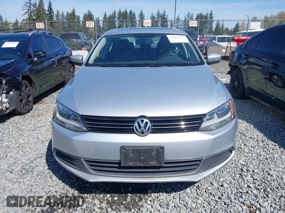 2013 Volkswagen Jetta SE z VIN 3VWDP7AJ0DM447943, wystawiony jako IAAI lot #42021858 z przebiegiem 127 083 mil mil oraz . Historia ofert i sprzedaży dostępna na DreamBid. Obrazek 12.