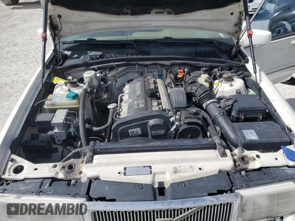 1998 Volvo V90 с VIN YV1KW9602W1045893, выставлен на аукционе Copart как лот 77673814 с пробегом 199 932 миль миль и Списание • Salvage title. История ставок и продаж доступна на DreamBid. Изображение 11.