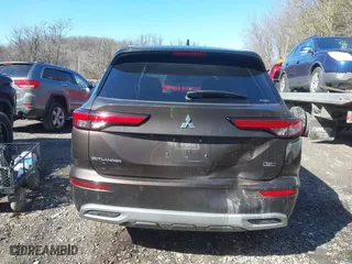 2022 Mitsubishi Outlander SEL with VIN JA4J4VA80NZ070086, listed as a IAAI auction lot 41859066 with 35,982 mi miles. Bid and sale history available at carsss.com. Image 17.