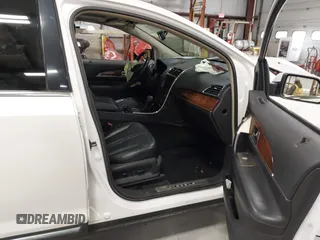 2011 Lincoln MKX with VIN 2LMDJ8JK8BBJ32602, listed as a IAAI auction lot 41967983 with 212,547 mi miles and . Bid and sale history available at carsss.com. Image 5.