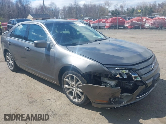 2010 Ford Fusion SE with VIN 3FAHP0HA3AR248729, listed as a IAAI auction lot 42030832 with 113,972 mi miles. Bid and sale history available at carsss.com. Image 1.