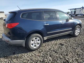 2012 Chevrolet Traverse LS with VIN 1GNKREED0CJ295033, listed as a Copart auction lot 49809795 with 186,106 mi miles and Clean Title. Bid and sale history available at DreamBid. Image 3.