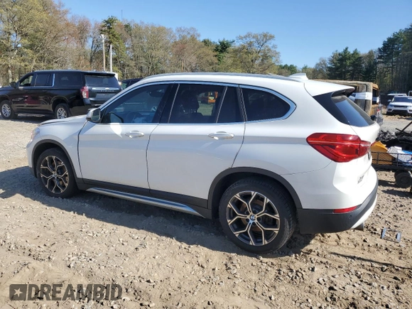2020 BMW X1 xDrive28i с VIN WBXJG9C0XL5P63962, выставлен на аукционе Copart как лот 54834475 с пробегом 64 401 миль миль и Списание • Salvage title. История ставок и продаж доступна на DreamBid. Изображение 2.
