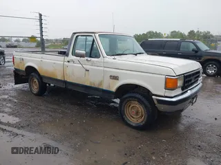 1988 Ford F-150 с VIN 2FTEF14Y6JCA33783, выставлен на аукционе IAAI как лот 42519893 с пробегом 1 135 миль миль и . История ставок и продаж доступна на DreamBid. Изображение 1.