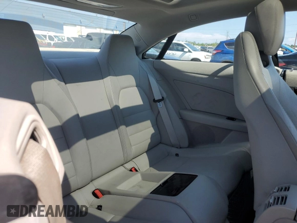 2010 Mercedes-Benz E 550 with VIN WDDKJ7CB8AF029858, listed as a Copart auction lot 62752575 with 163,882 mi miles and Clean title. Bid and sale history available at DreamBid. Image 10.