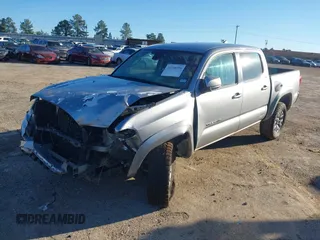 2018 Toyota Tacoma SR with VIN 5TFCZ5AN6JX130397, listed as a IAAI auction lot 39790739 with 115,445 mi miles. Bid and sale history available at carsss.com. Image 17.