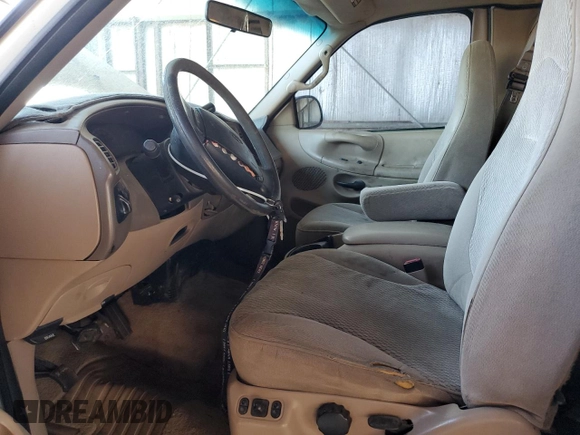 1998 Ford F-150 with VIN 1FTDX176XWNA06879, listed as a Copart auction lot 46032145 with 211,308 mi miles and Salvage title. Bid and sale history available at DreamBid. Image 7.