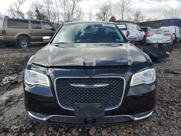 2017 Chrysler 300 with VIN 2C3CCAEG2HH518204, listed as a Copart auction lot 45449985 with 76,247 mi miles and Salvage Title. Bid and sale history available at carsss.com. Image 5.