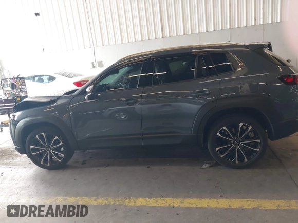 2024 Mazda CX-50 S Premium Plus z VIN 7MMVABEM7RN194987, wystawiony jako IAAI lot #42267229 z przebiegiem 10 039 mil mil oraz . Historia ofert i sprzedaży dostępna na DreamBid. Obrazek 14.