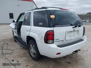 2008 Chevrolet TrailBlazer LT w/1LT with VIN 1GNDS13S982250178, listed as a IAAI auction lot 41816078 with 112,958 mi miles. Bid and sale history available at carsss.com. Image 3.