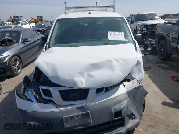 2017 Nissan NV200 S с VIN 3N6CM0KN3HK710909, выставлен на аукционе IAAI как лот 41744128 с пробегом 170 954 миль миль и . История ставок и продаж доступна на DreamBid. Изображение 13.