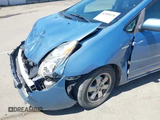 2009 Toyota Prius with VIN JTDKB20U297846412, listed as a IAAI auction lot 42189578 with 235,818 mi miles and . Bid and sale history available at DreamBid. Image 17.