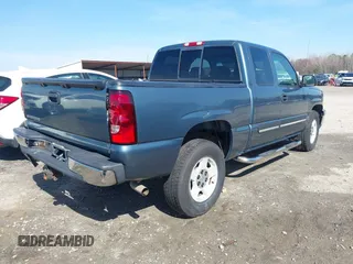 2006 Chevrolet Silverado 1500 LT1 with VIN 1GCEC19T76Z147212, listed as a IAAI auction lot 41777376 with 166,740 mi miles and . Bid and sale history available at DreamBid. Image 4.