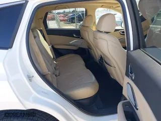 2019 Acura RDX w/Technology Pkg with VIN 5J8TC1H52KL020943, listed as a IAAI auction lot 41640742 with 49,904 mi miles. Bid and sale history available at carsss.com. Image 8.