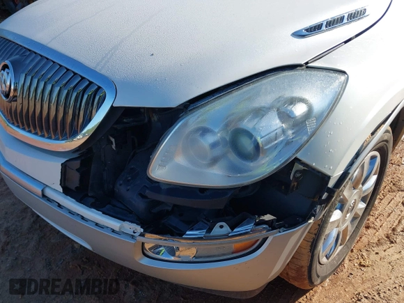 2011 Buick Enclave CXL-1 with VIN 5GAKVBED2BJ307623, listed as a IAAI auction lot 41970957 with 193,574 mi miles. Bid and sale history available at carsss.com. Image 6.