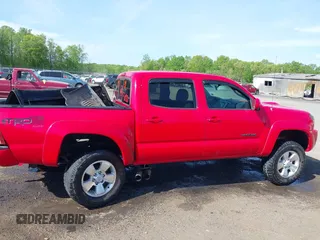 2007 Toyota Tacoma with VIN 5TELU42N97Z437684, listed as a IAAI auction lot 42087377 with 184,947 mi miles and . Bid and sale history available at DreamBid. Image 14.