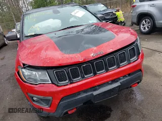 2019 Jeep Compass Trailhawk with VIN 3C4NJDDB6KT786348, listed as a IAAI auction lot 41963536 with 58,598 mi miles and . Bid and sale history available at DreamBid. Image 6.