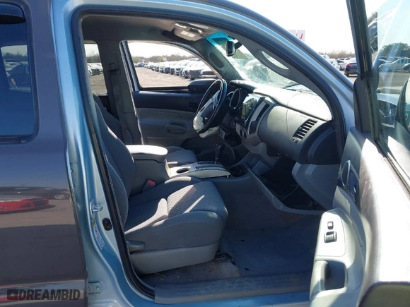 2011 Toyota Tacoma with VIN 5TFLU4EN7BX001136, listed as a IAAI auction lot 41681465 with 179,005 mi miles. Bid and sale history available at carsss.com. Image 5.