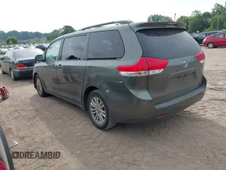2012 Toyota Sienna XLE AAS с VIN 5TDYK3DC0CS232036, выставлен на аукционе IAAI как лот 42714811 с пробегом 201 769 миль миль и . История ставок и продаж доступна на DreamBid. Изображение 3.