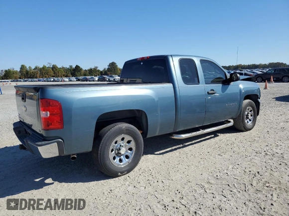 2010 Chevrolet Silverado 1500 LS with VIN 1GCSCREAXAZ224413, listed as a Copart auction lot 77963294 with 273,433 mi miles and Salvage Title. Bid and sale history available at DreamBid. Image 3.