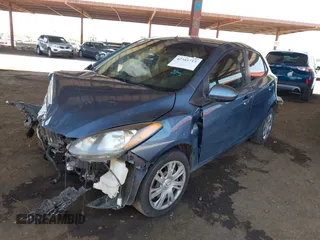 2014 Mazda 2 Sport z VIN JM1DE1KZ3E0172194, wystawiony jako IAAI lot #42305715 z przebiegiem 154 050 mil mil oraz . Historia ofert i sprzedaży dostępna na DreamBid. Obrazek 2.