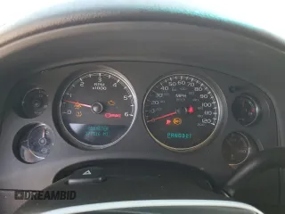 2007 Chevrolet Suburban LTZ z VIN 3GNFC16047G245511, wystawiony jako Copart lot #55288075 z przebiegiem 277 516 mil mil oraz Szkoda całkowita • Salvage title. Historia ofert i sprzedaży dostępna na DreamBid. Obrazek 9.