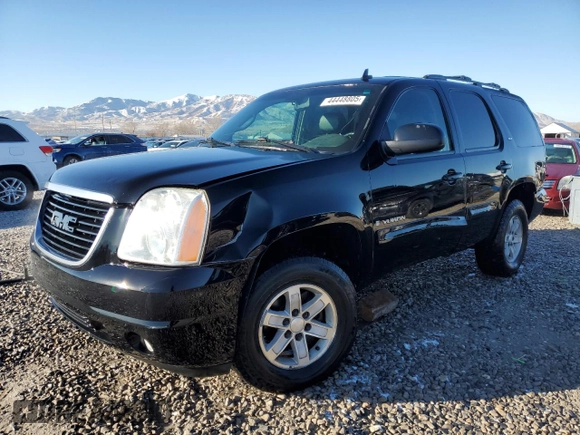 2009 GMC Yukon SLT w/4SB with VIN 1GKFK33029R134121, listed as a Copart auction lot 44448805 with 262,590 mi miles and Salvage Title. Bid and sale history available at carsss.com. Image 1.