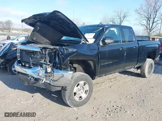 2019 Chevrolet Silverado 1500 LD LT with VIN 2GCVKPEC9K1238514, listed as a IAAI auction lot 41982821 with 72,672 mi miles. Bid and sale history available at carsss.com. Image 17.