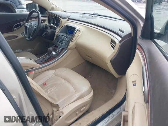2012 Buick LaCrosse Leather z VIN 1G4GC5E30CF140679, wystawiony jako IAAI lot #41901671 z przebiegiem 150 095 mil mil oraz . Historia ofert i sprzedaży dostępna na DreamBid. Obrazek 5.