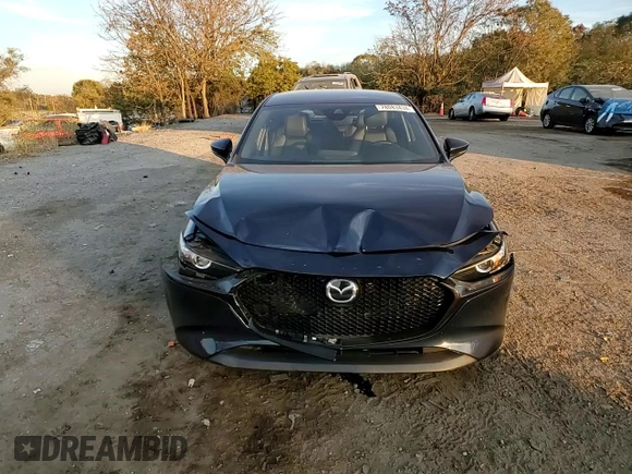 2019 Mazda Mazda3 Hatchback w/Preferred Pkg with VIN JM1BPBMM9K1130806, listed as a Copart auction lot 78083434 with 37,876 mi miles and Salvage Title. Bid and sale history available at carsss.com. Image 10.