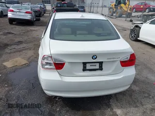 2006 BMW 3 Series 325xi with VIN WBAVD13556KV03735, listed as a IAAI auction lot 41768087 with 1 mi miles. Bid and sale history available at carsss.com. Image 16.