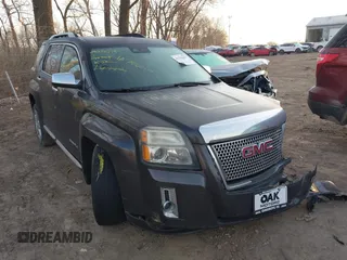 2013 GMC Terrain Denali z VIN 2GKALYEK1D6143920, wystawiony jako IAAI lot #41796800 z przebiegiem 157 244 mil mil oraz . Historia ofert i sprzedaży dostępna na DreamBid. Obrazek 1.