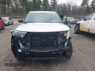 2022 Ford Explorer XLT with VIN 1FMSK8DH9NGA82810, listed as a IAAI auction lot 41868008 with 37,832 mi miles and . Bid and sale history available at DreamBid. Image 13.