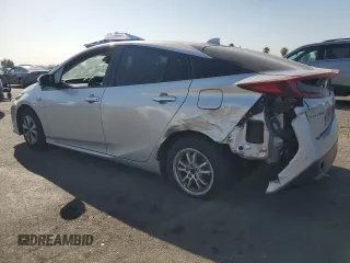 2017 Toyota Prius Plus with VIN JTDKARFP4H3064650, listed as a Copart auction lot 60740765 with 114,460 mi miles and Salvage title. Bid and sale history available at DreamBid. Image 2.