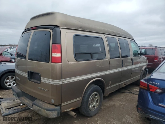 2003 Chevrolet Express Cargo Van YF7 Upfitter with VIN 1GBFG15T631192686, listed as a Copart auction lot 51153725 with 124,227 mi miles and Clean Title. Bid and sale history available at carsss.com. Image 3.
