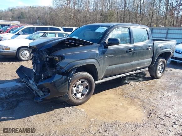 2017 Toyota Tacoma SR5 with VIN 3TMCZ5AN5HM092306, listed as a IAAI auction lot 41353615 with 92,015 mi miles. Bid and sale history available at carsss.com. Image 17.