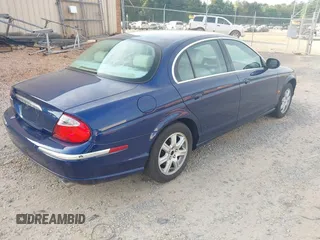 2004 Jaguar S-Type z VIN SAJEA01T34FN00637, wystawiony jako IAAI lot #42314620 z przebiegiem Nie podano mil oraz . Historia ofert i sprzedaży dostępna na DreamBid. Obrazek 4.