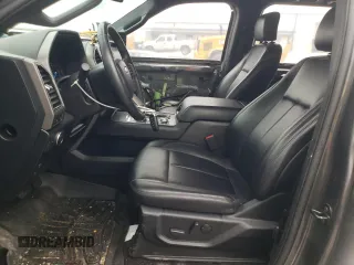 2020 Ford Expedition XLT z VIN 1FMJU1JT3LEA89461, wystawiony jako Copart lot #60199705 z przebiegiem 58 930 mil mil oraz Szkoda całkowita • Salvage title. Historia ofert i sprzedaży dostępna na DreamBid. Obrazek 7.